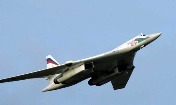 Putin deploys nuclear bombers as Keir Starmer visits eastern Europe