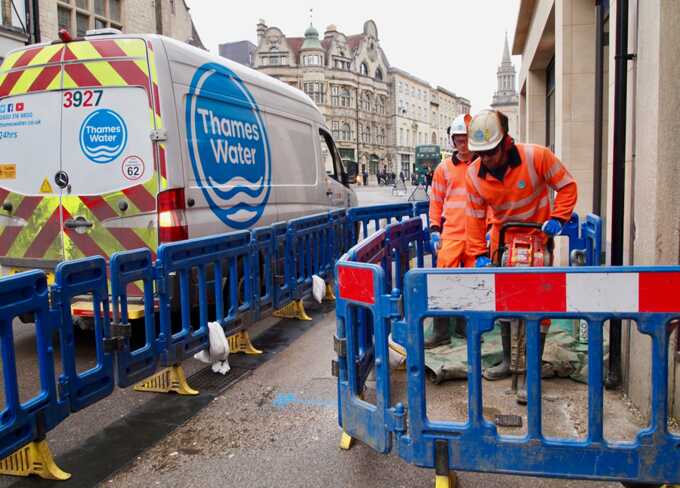 Thames Water fined £18m by Ofwat for breaking shareholder payment rules