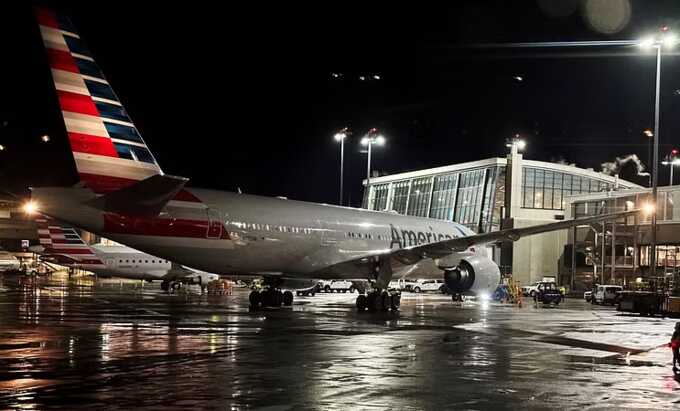 American Airlines grounds all US flights due to ‘technical issue’