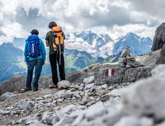 Body found in search for two missing British hikers in Italian dolomites