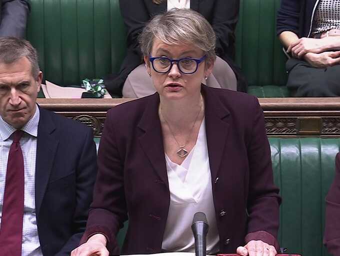 Yvette Cooper announces plan for government-backed local inquiries into grooming gangs