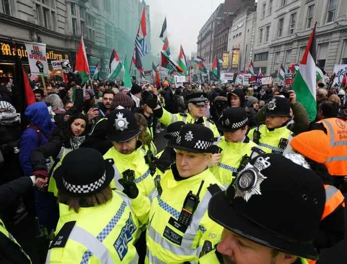 Thousands participate in pro-Palestinian rally in London