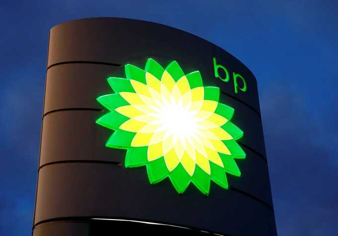 BP shares surge after Elliott hedge fund takes stake