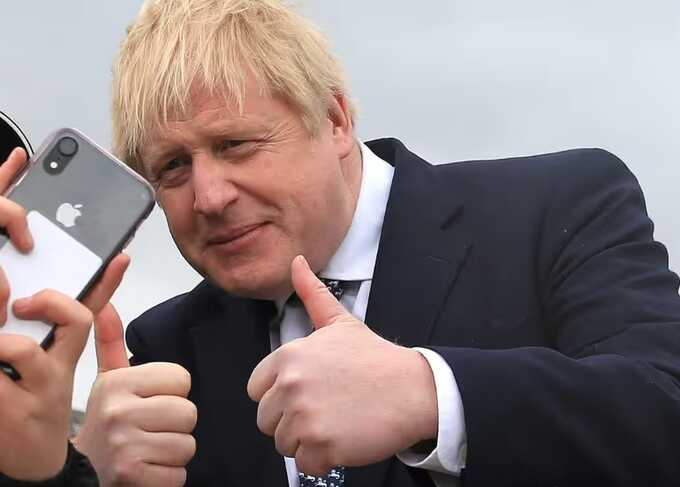 Boris Johnson enthusiasts offered a £121 handshake and photo opportunity