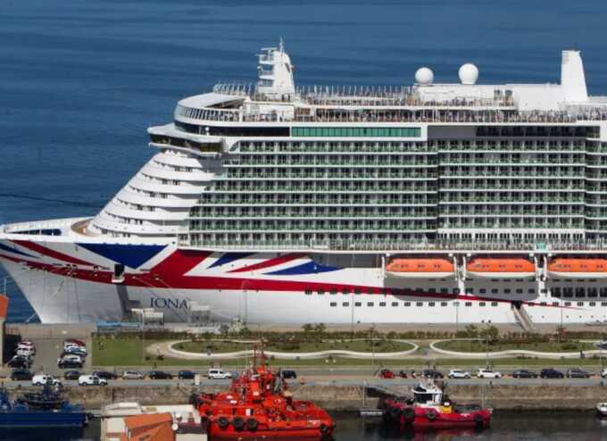 Cruise passengers ’falling ill rapidly after norovirus outbreak’ on P&O ship