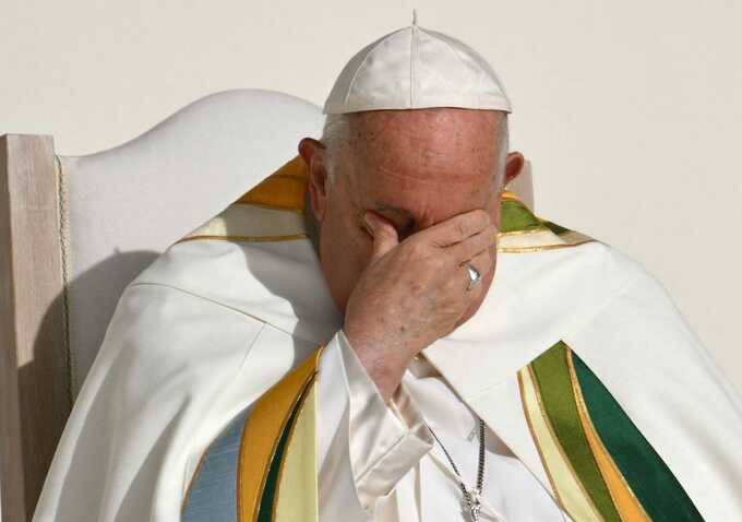 Pope Francis in critical condition with respiratory crisis, Vatican provides health update