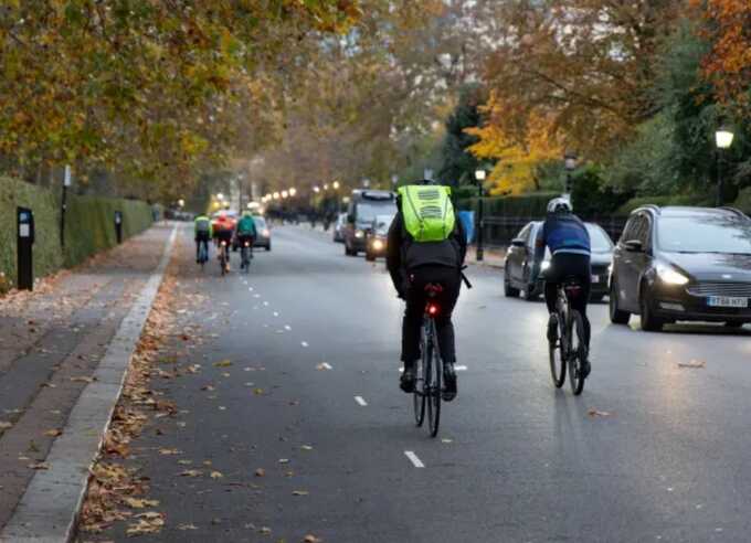 Gangs in balaclavas with hammers targeting cyclists in London’s Regent’s Park