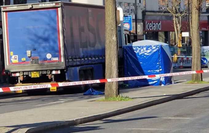 Woman killed after being hit by Tesco lorry in Hackney