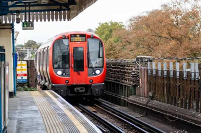 Some of London’s busiest routes have been affected by multiple faults (Picture: Sinai Noor/REX/Shutterstock)