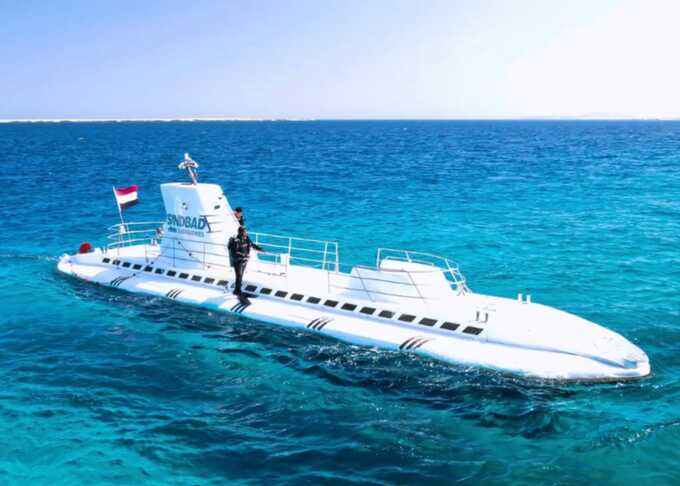 Sindbad submarine disaster: Tourists scream in panic as vessel sinks with open hatches