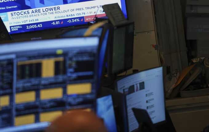 Nasdaq futures sink 3.3% as Trump’s tariffs erase $760B from tech giants