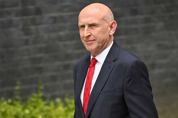 UK announces £450m military aid to Ukraine as 50 nations meet in Brussels