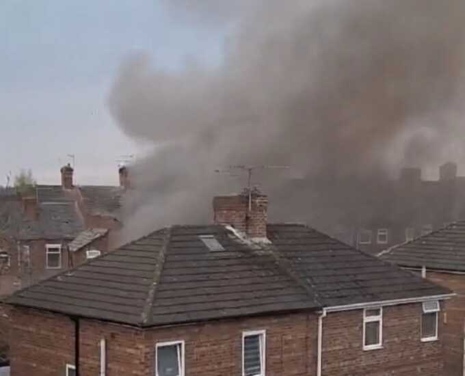 Explosion destroyed house in Nottinghamshire: residents evacuated, rescue workers on site