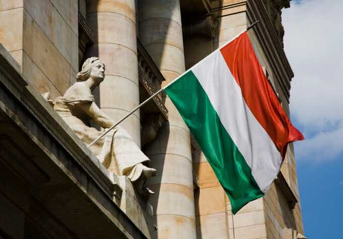 EU lawmakers issued anti-spy pouches ahead of Hungary visit amid growing surveillance concerns