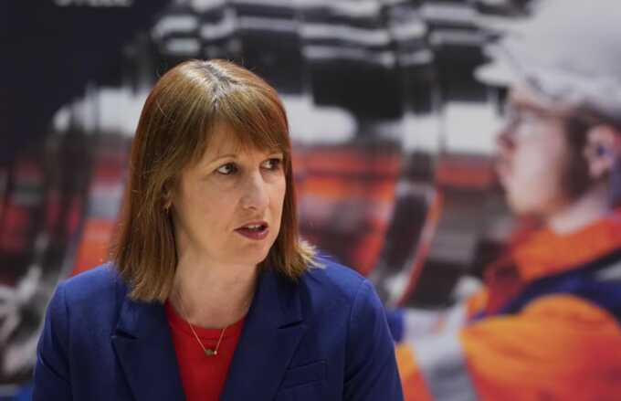 Rachel Reeves flies to Washington for talks on a UK-US trade deal