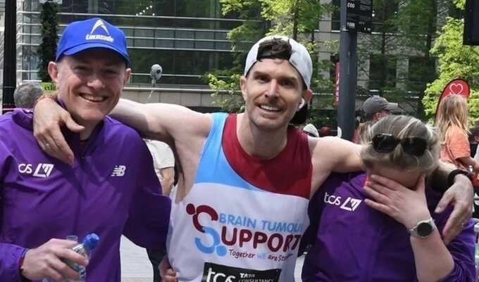 Joel Dommett loses consciousness during London Marathon but completes the race