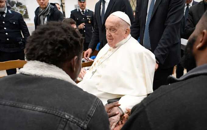 Pope Francis donates all his money to children’s prison before death
