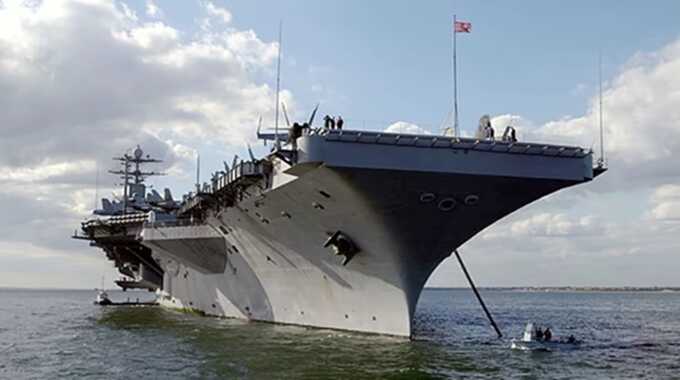 U.S. Navy fighter jet crashes into the sea from the USS Harry S. Truman aircraft carrier and sinks