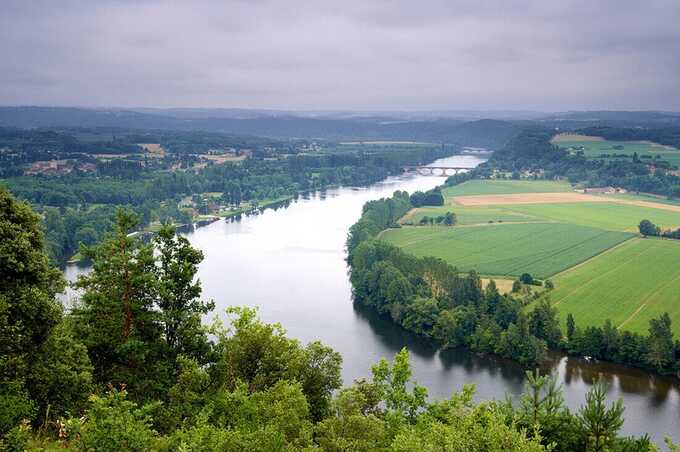 British woman brutally stabbed in France: five stab wounds found on her body