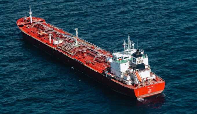 UK imposes sanctions on Azerbaijani state tanker for transporting Russian oil