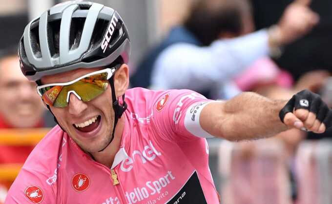 Briton Simon Yates wins Giro 2025 with a 3 min 56 sec lead over Isaac del Toro