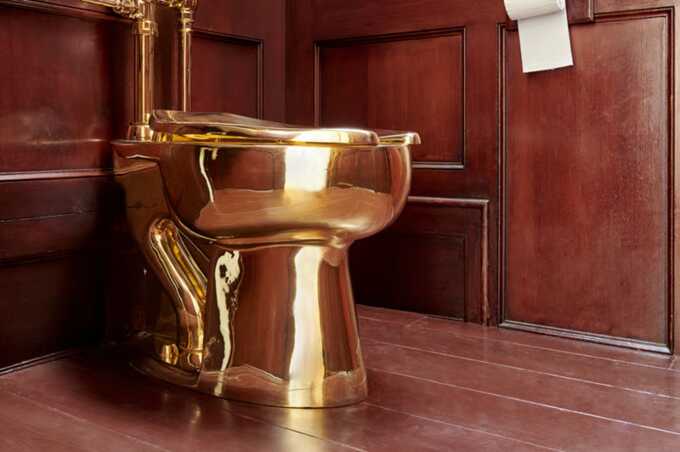Stolen in 5 minutes: participants in the theft of a 98-kilogram gold toilet worth £4.75 million sentenced in the UK