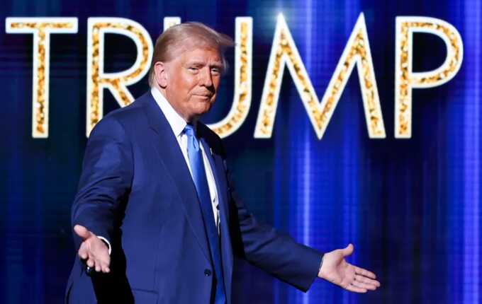 Trump starts selling perfumes
