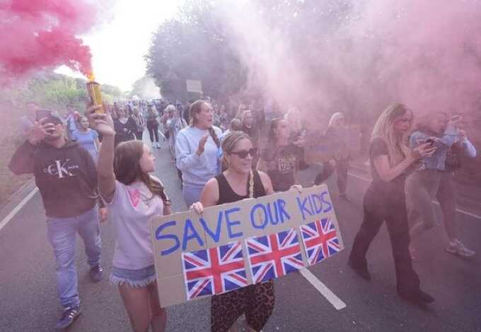 Epping protesters ‘upset for legitimate reasons’ over migrant hotel, says UK minister