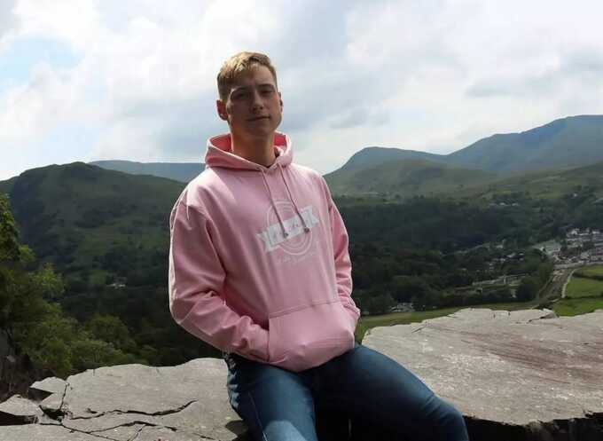 Body of missing British soldier found three hours after search announced