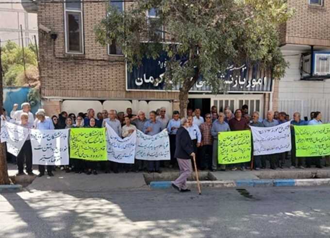 Protests sweep Iranian cities as anger mounts at clerical rule