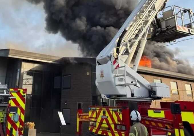 Massive fire engulfs industrial building in Witham, Essex