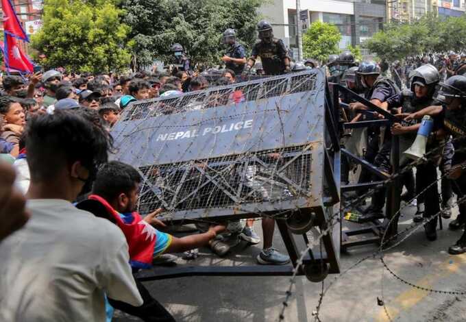 Thousands of young Nepalis protest social media ban and corruption in Kathmandu