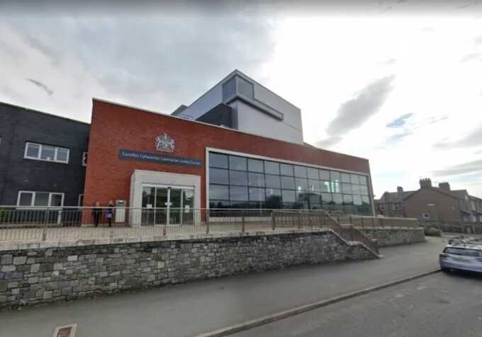 Man sentenced after secret “breastfeeding” encounters with older woman, breaching restraining order