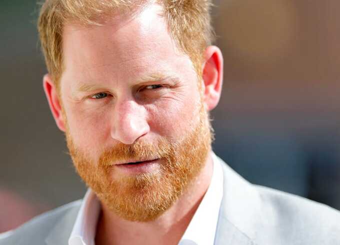 Palace insiders say Harry’s latest move “blows it all up again”