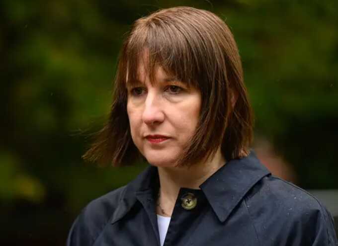 Rachel Reeves insists “no recession” ahead despite Bank of England warnings