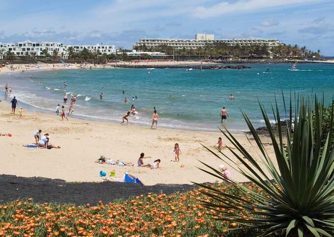 British tourist dies after 20ft fall from hotel balcony in Canary Islands
