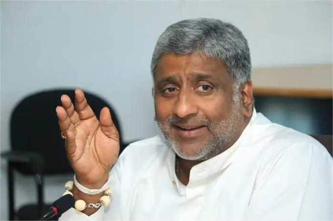 Former Sri Lankan minister charged with insurance fraud during economic crisis