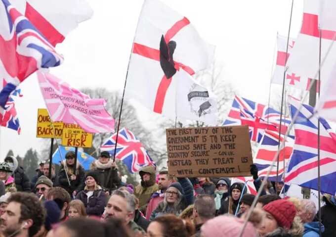 “Our streets”: mass protest erupts over migrant housing plans in East Sussex