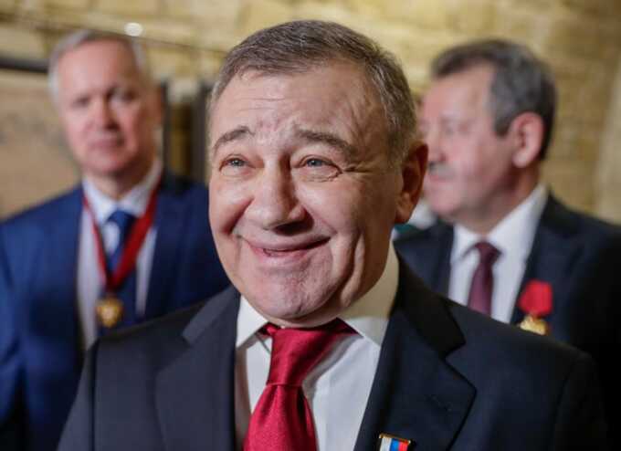 Russian scrap empire: Billion-dollar fraud by the Rotenberg brothers, billionaire Zolotarev and Panin