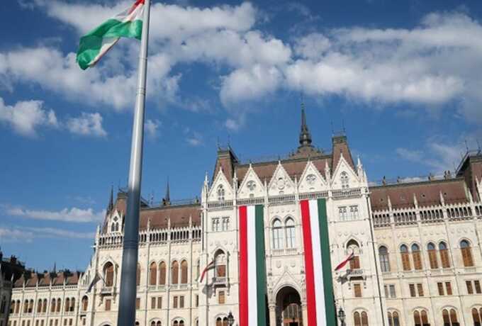 Hungary election campaign hit by AI fake videos and disinformation accusations