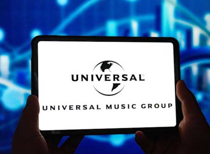 Ackman moves to take Universal Music Group private in €55bn deal