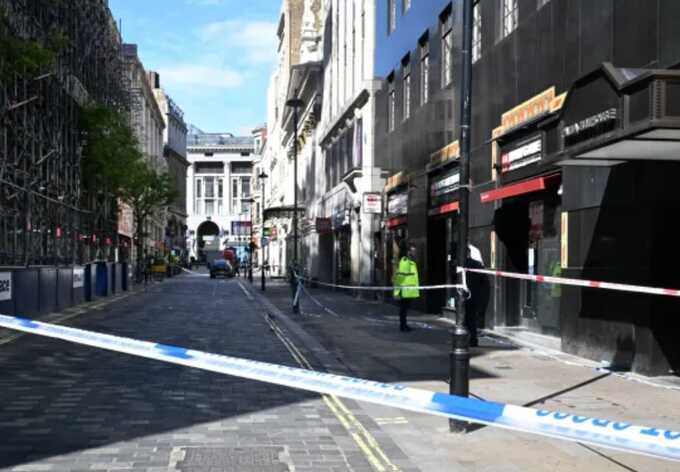 Woman arrested for attempted murder after ’car ploughs into crowd’ in Soho
