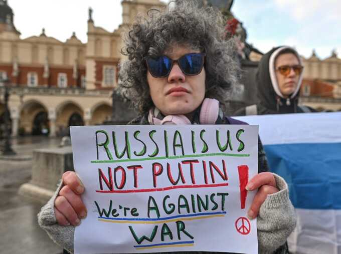 From Berlin to Washington: anti-war Russians face detention, deportation and asylum refusals