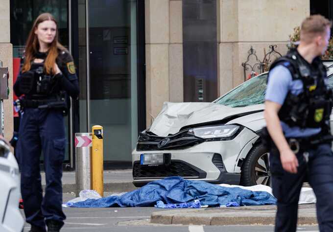 SUV drives into crowd in German Leipzig, killing two and injuring several