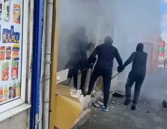 Terrifying moment masked thugs smash into jewellers in failed Bradford ram raid