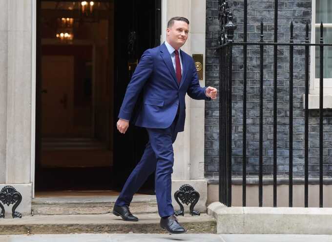 Downing Street turmoil deepens as Wes Streeting’s 16-minute visit fuels Labour leadership speculation