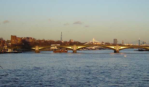 Man charged after fatal attack on 64-year-old bus driver on busy Battersea Bridge