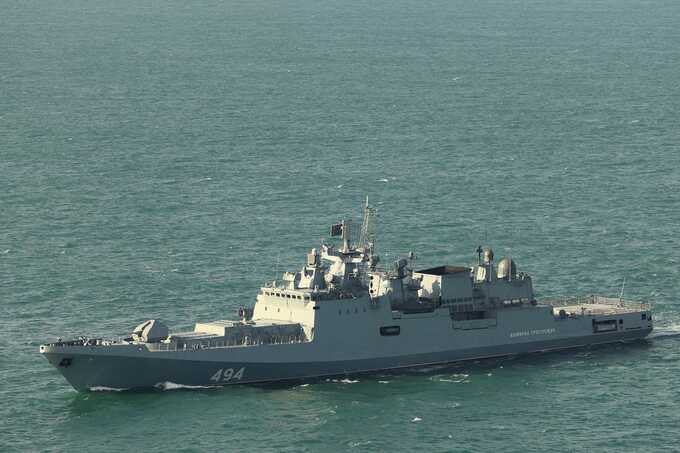 British couple accuse Russian warship of “normal lies” after Channel warning shots