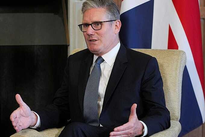 Starmer faces final showdown as Burnham heads for victory in Makerfield