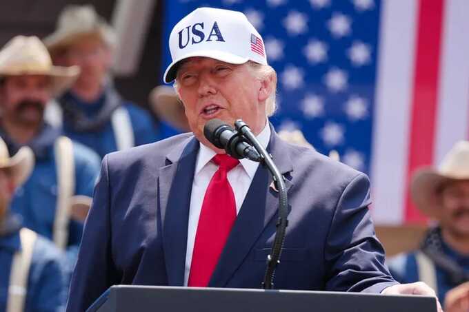 "We’ll have triplets": Trump sparks awkward moment with failed joke about his sons